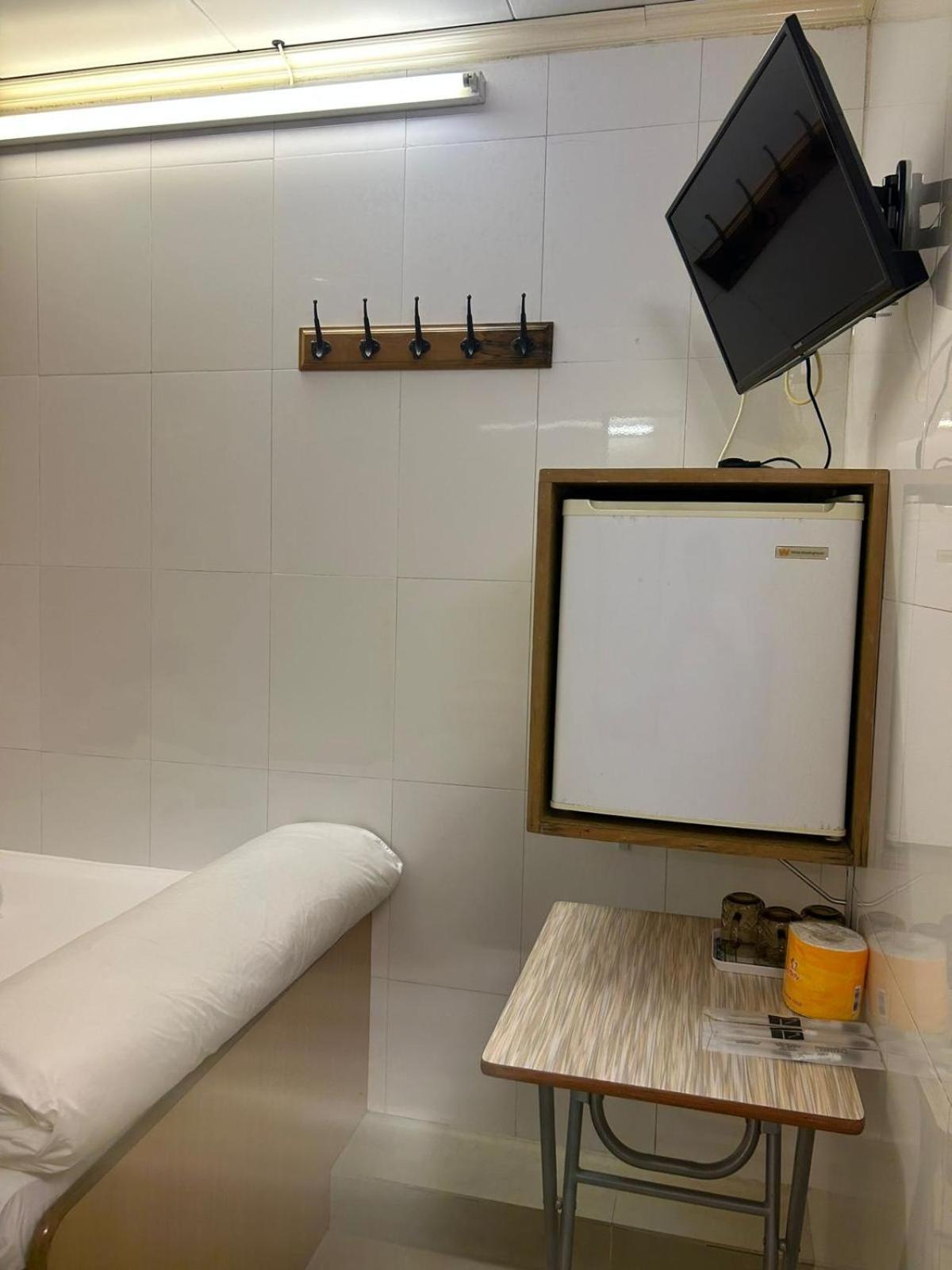 Holiday Guest House Хонконг Екстериор снимка