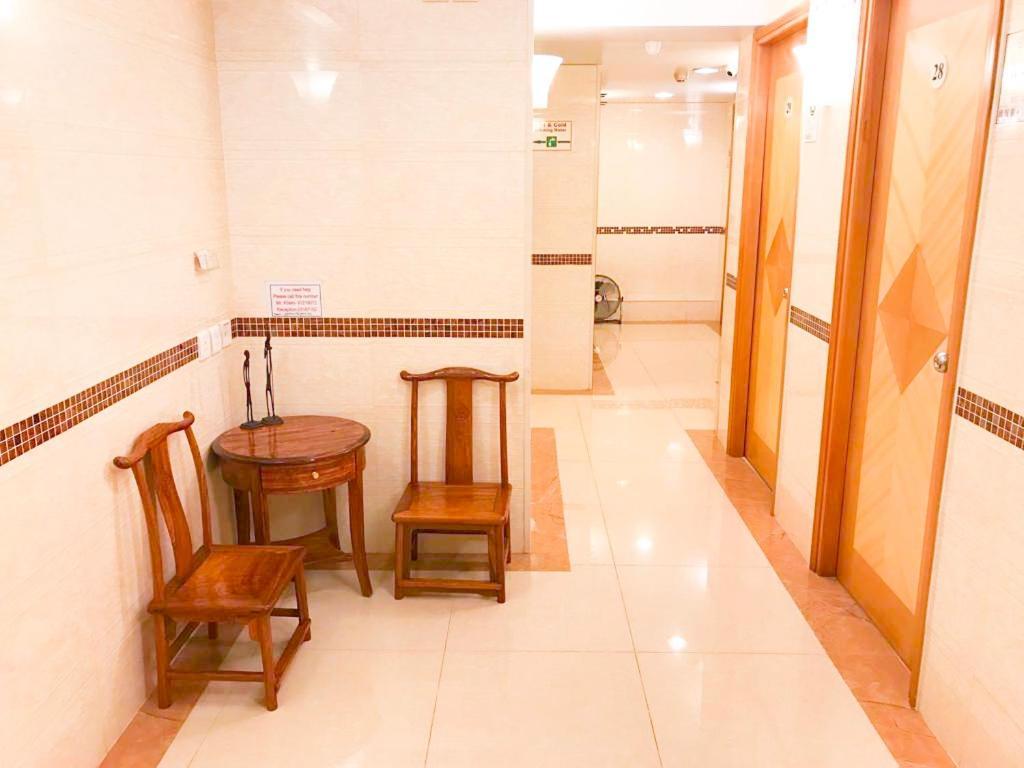 Holiday Guest House Хонконг Екстериор снимка
