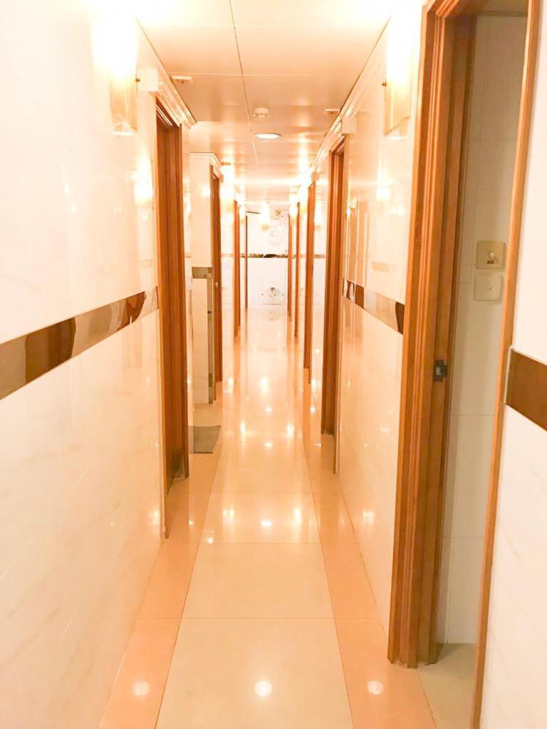 Holiday Guest House Хонконг Екстериор снимка