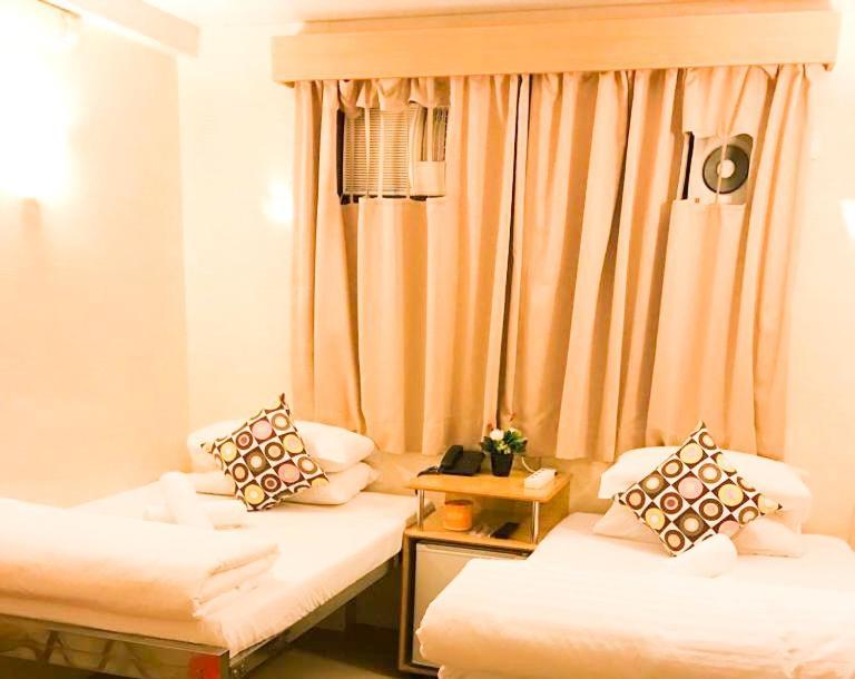 Holiday Guest House Хонконг Екстериор снимка